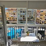 Apartman With And Pool View La Mata